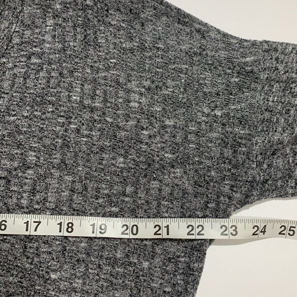 American Threads top - Picture 7 of 10